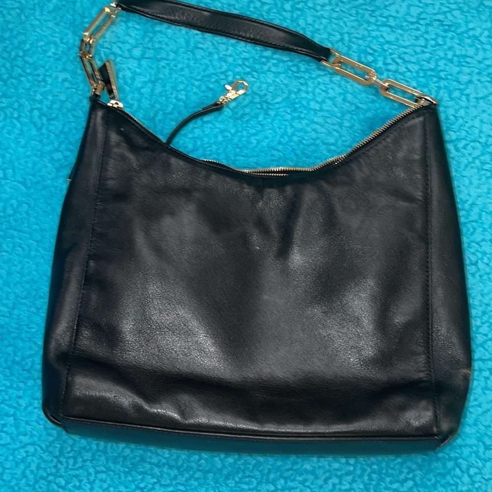 Black - Picture 2 of 6
